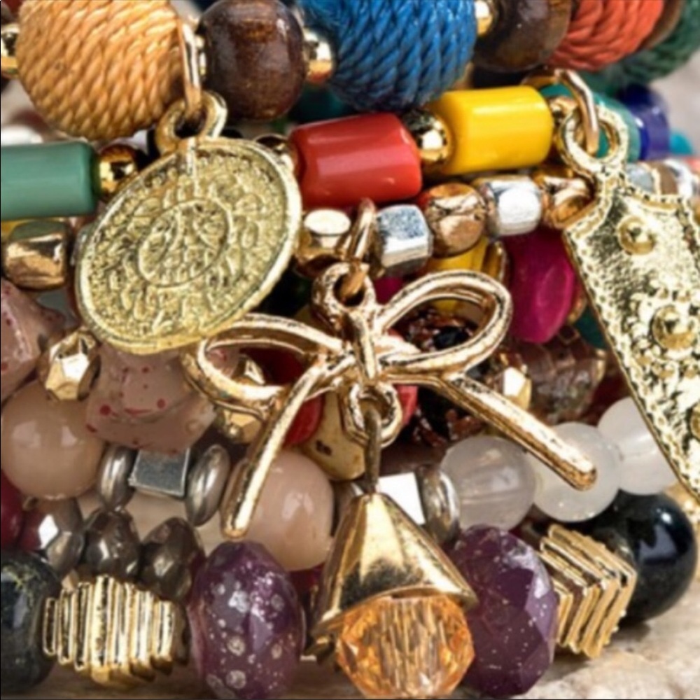✅ Multilayered Stretch Bracelet - Picture 5 of 8